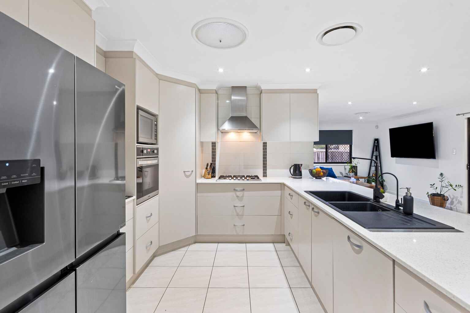 23 Acemia Drive Morayfield