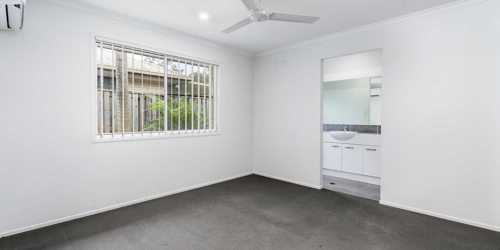 54 Bluestar Circuit Caboolture
