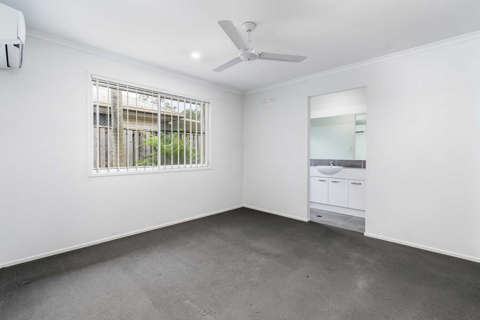 54 Bluestar Circuit Caboolture