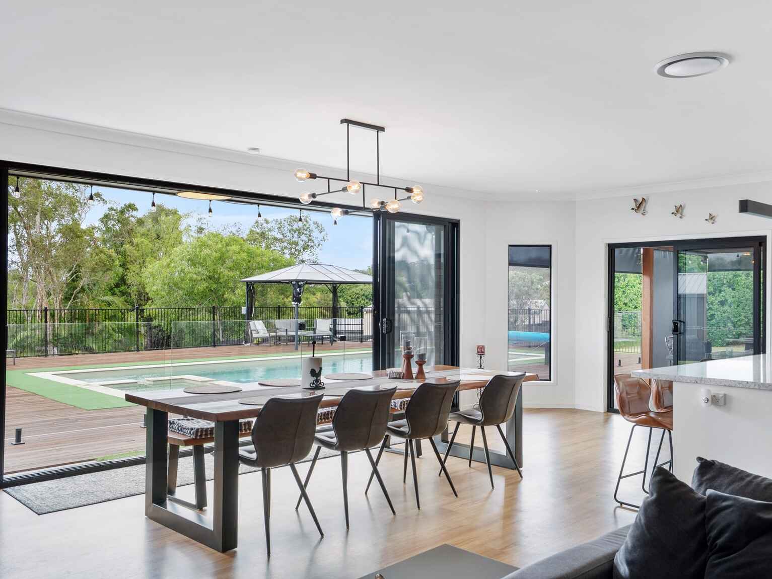 151-157 Alexandra Parade Wamuran