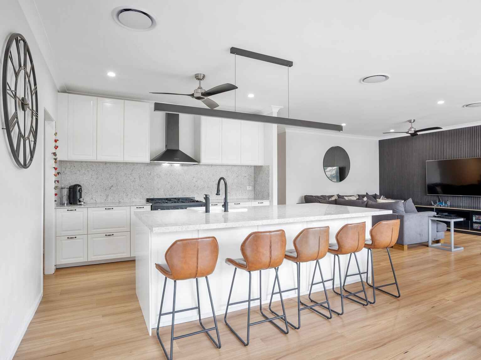 151-157 Alexandra Parade Wamuran