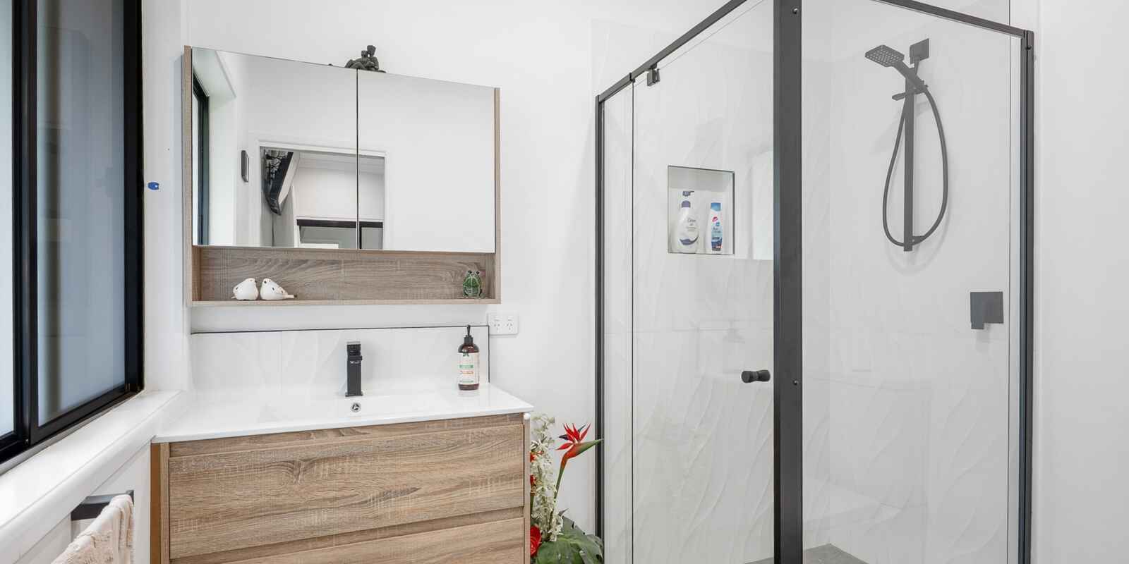 151-157 Alexandra Parade Wamuran