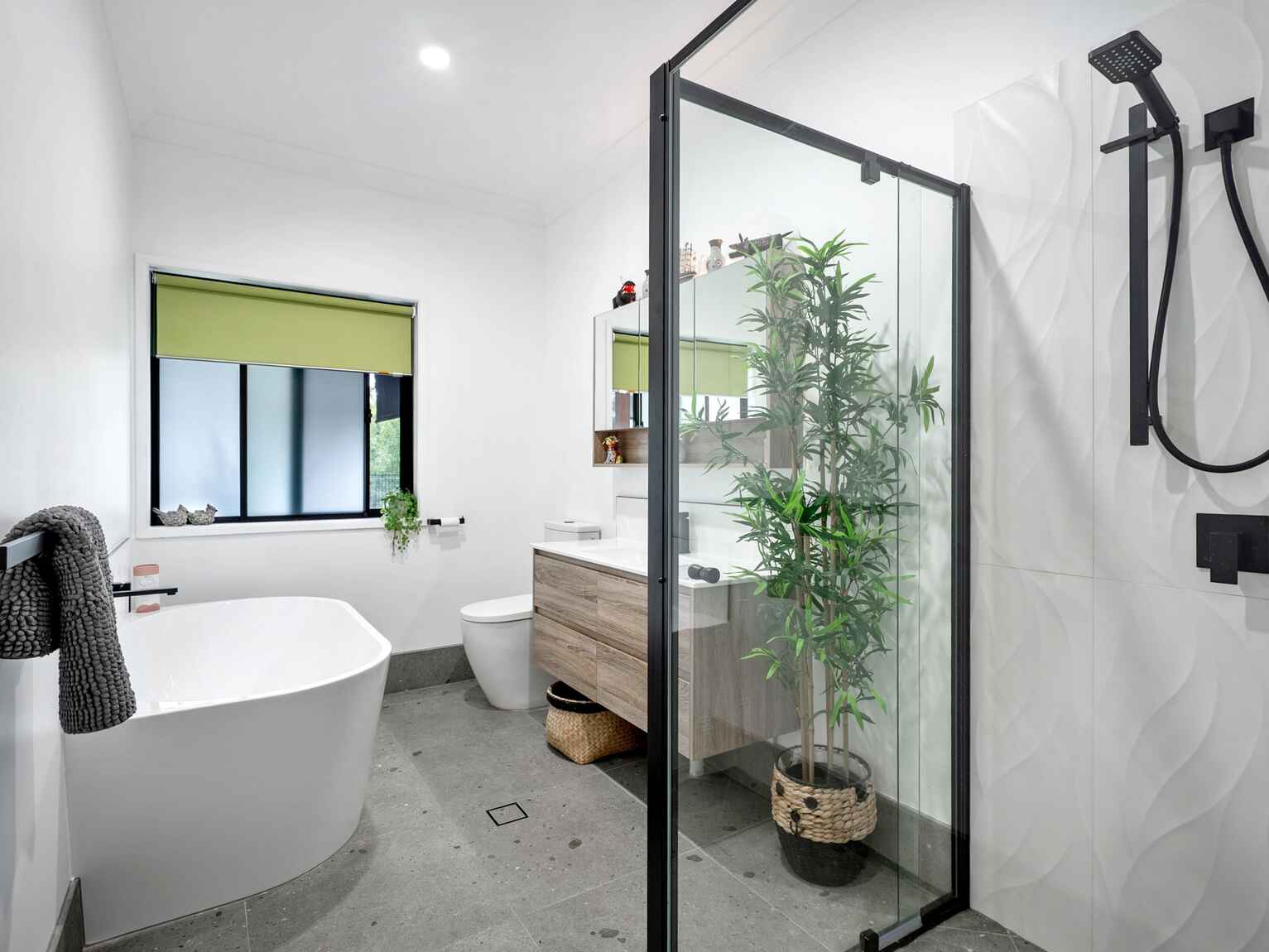 151-157 Alexandra Parade Wamuran