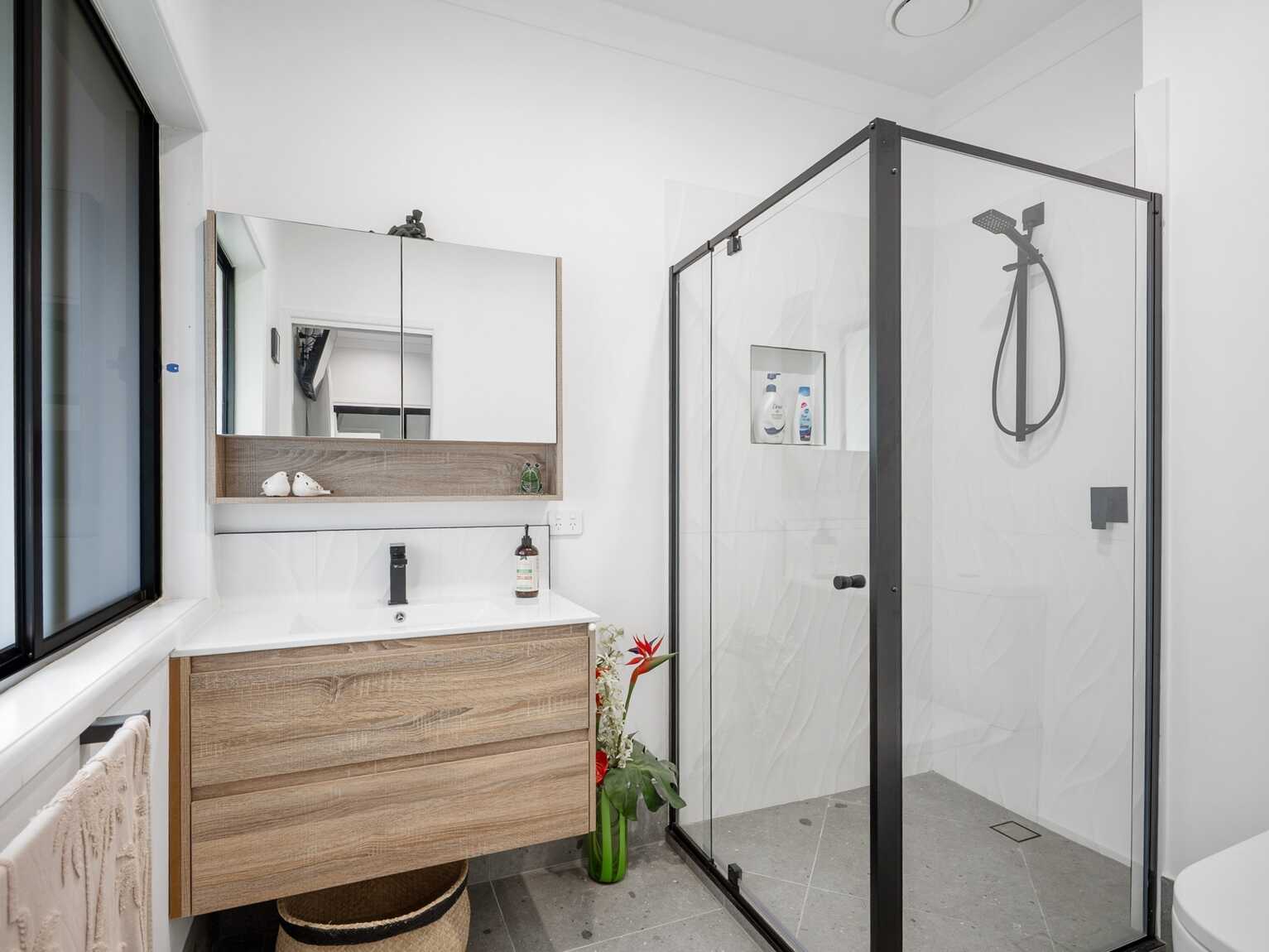 151-157 Alexandra Parade Wamuran