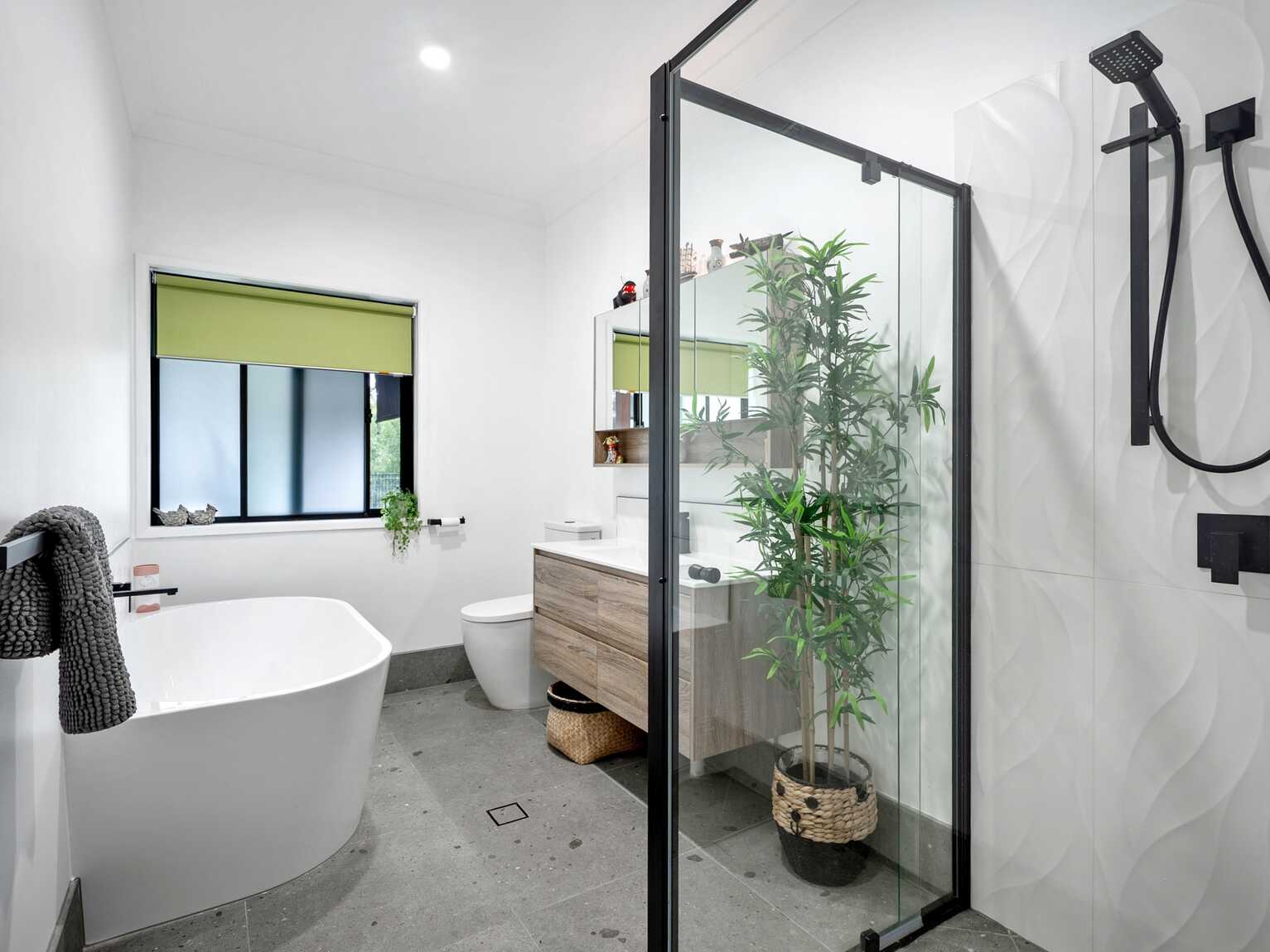 151-157 Alexandra Parade Wamuran