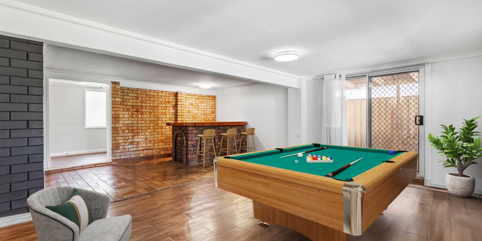 9 Wairoa Drive Strathpine 9 Wairoa Drive Strathpine