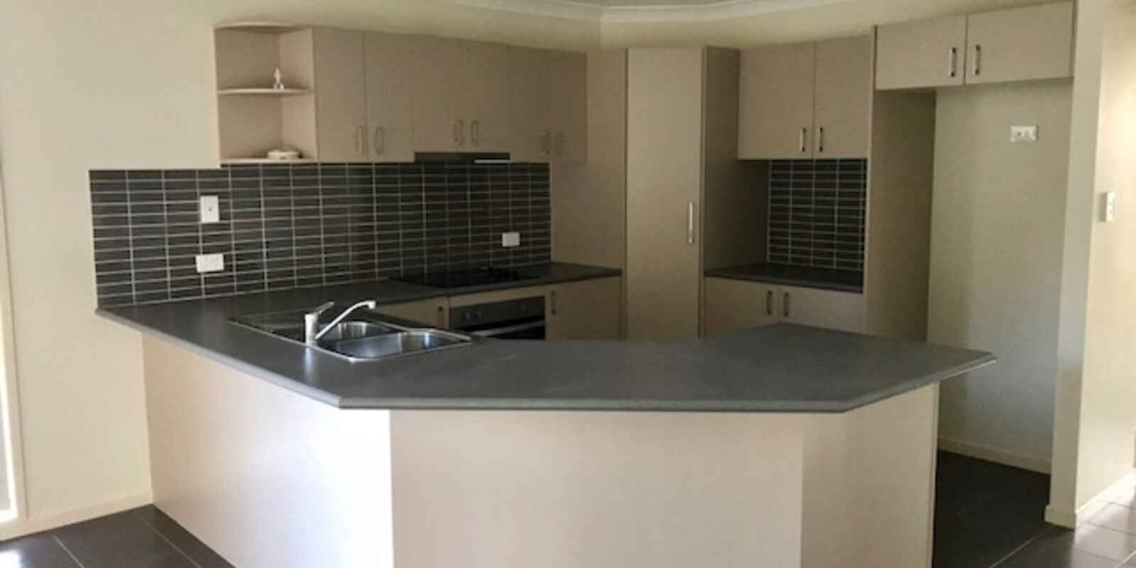 8 Westminster Road Bellmere