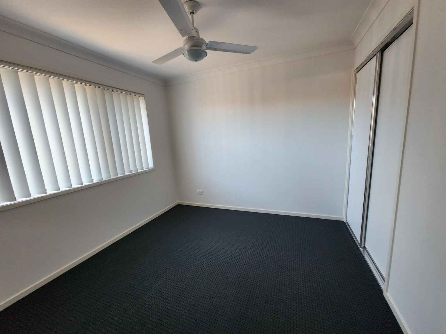 38 Piccadilly Street Bellmere