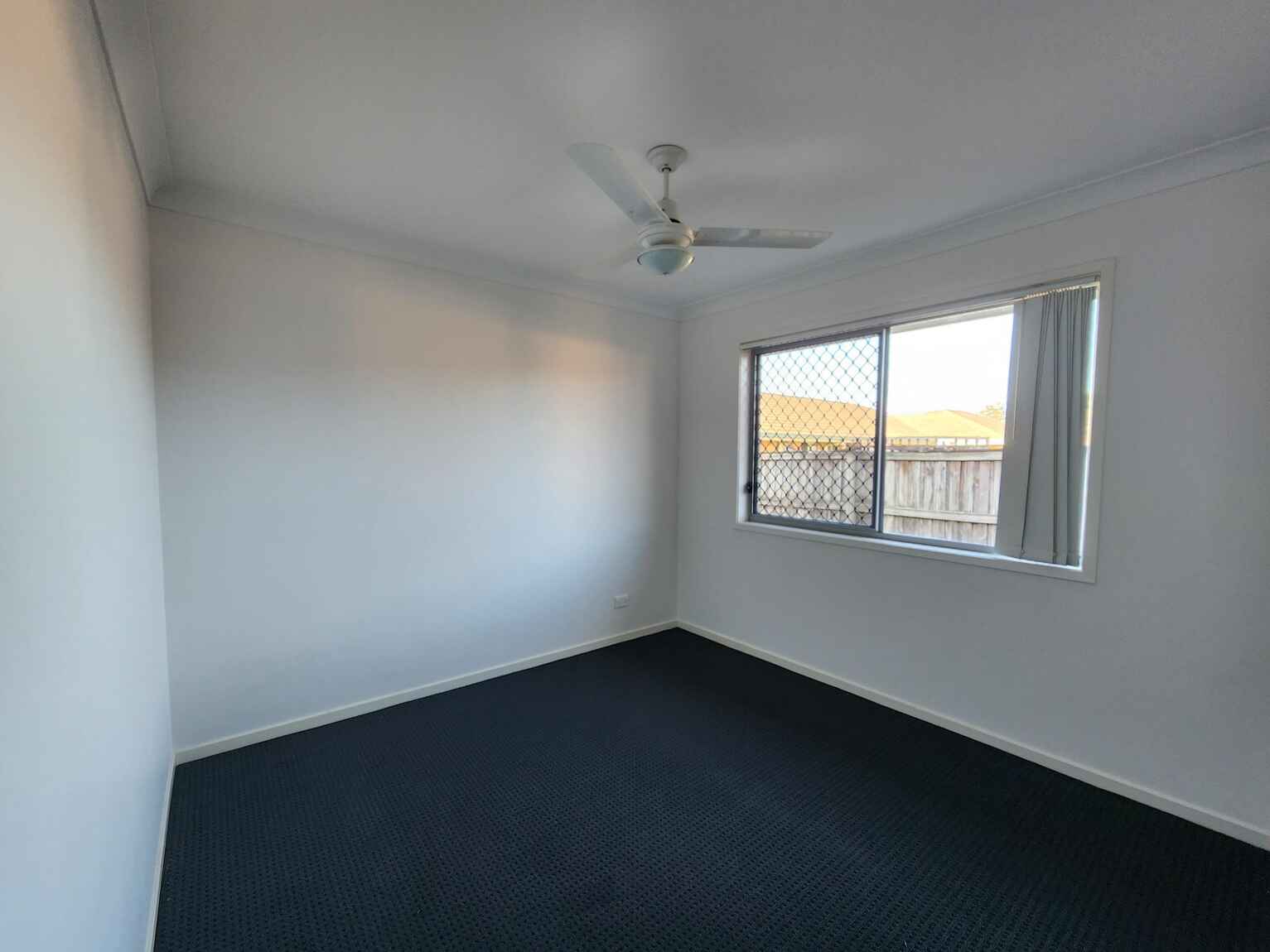 38 Piccadilly Street Bellmere