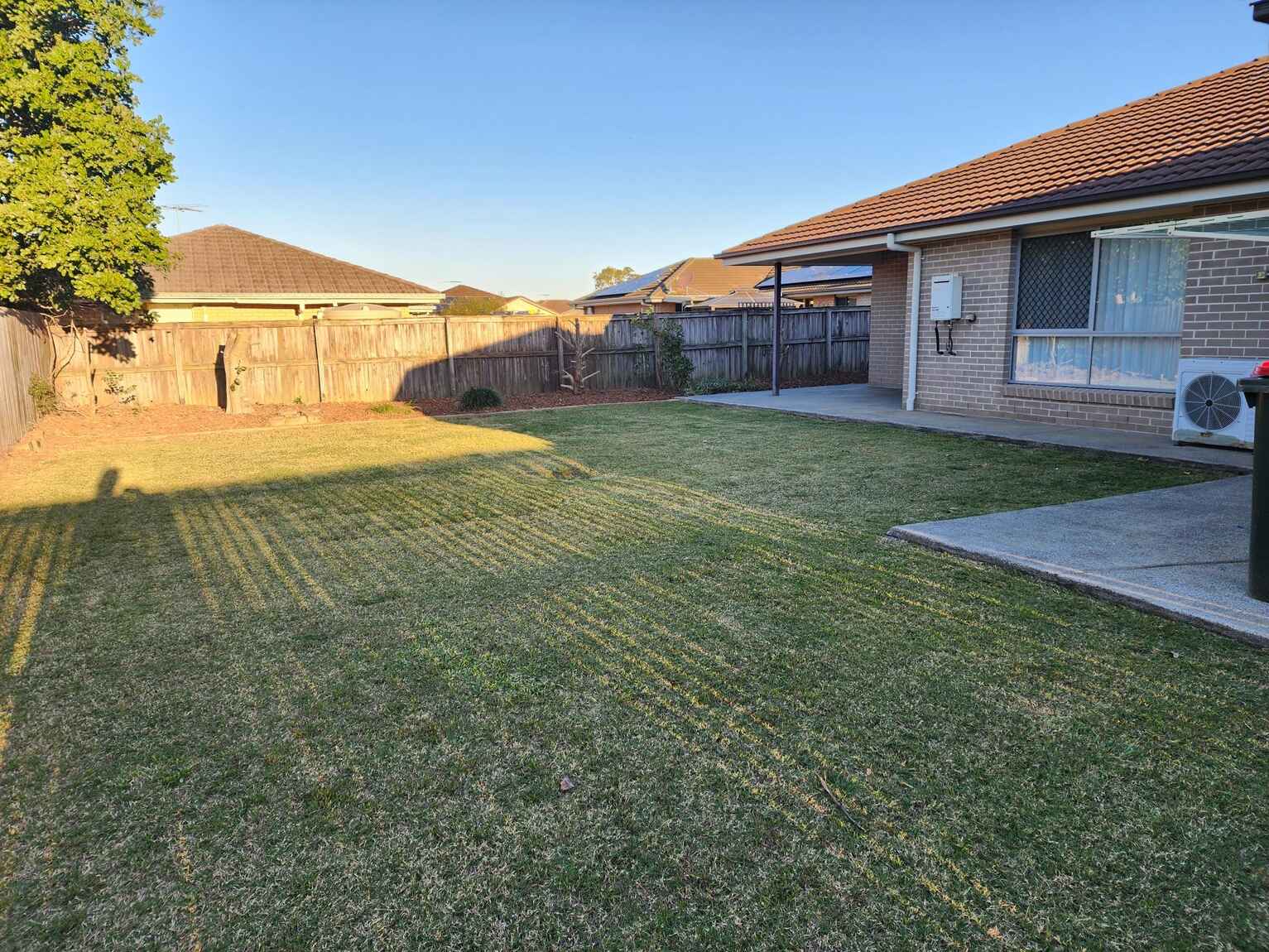 38 Piccadilly Street Bellmere