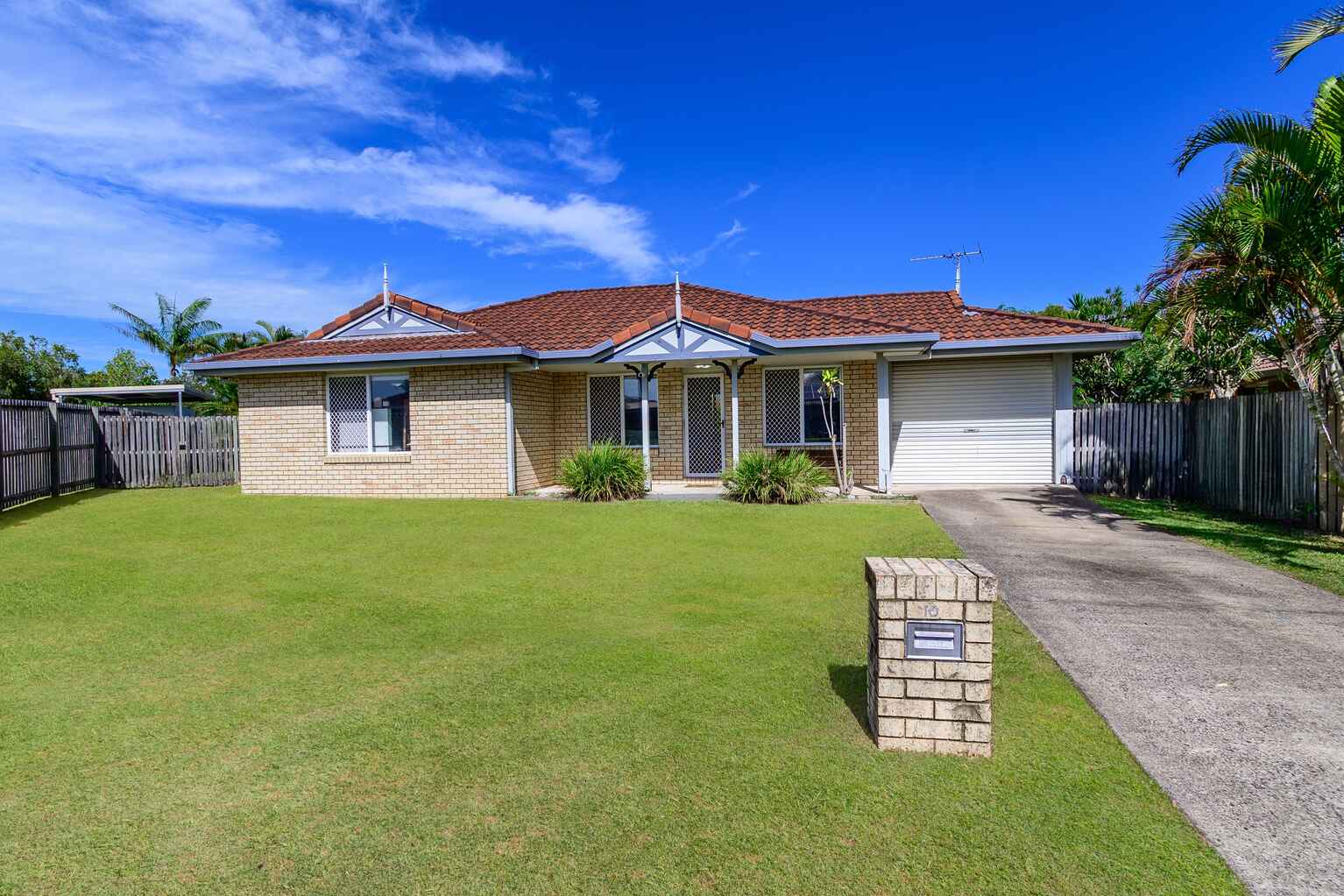 10 Rochelle Place Deception Bay