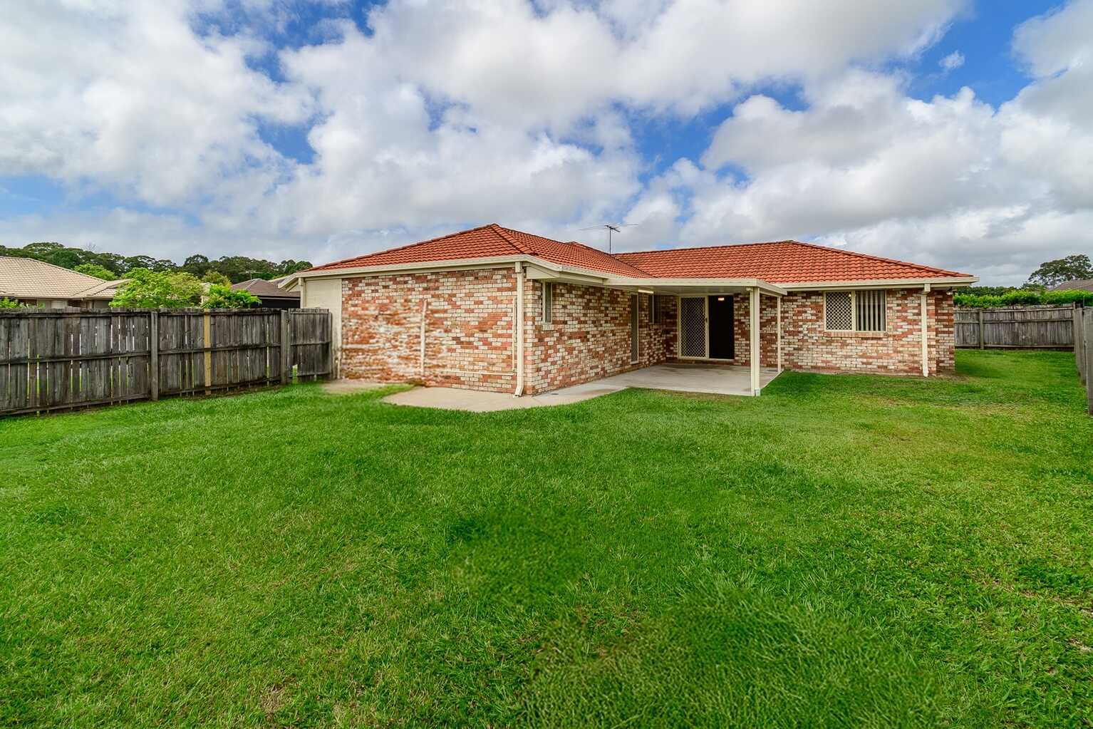 4 Radiata Court Morayfield