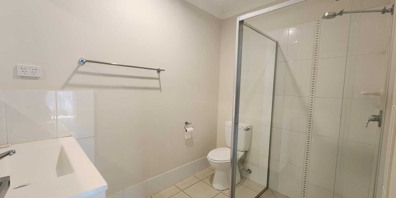 2/61 Reibelt Drive Caboolture