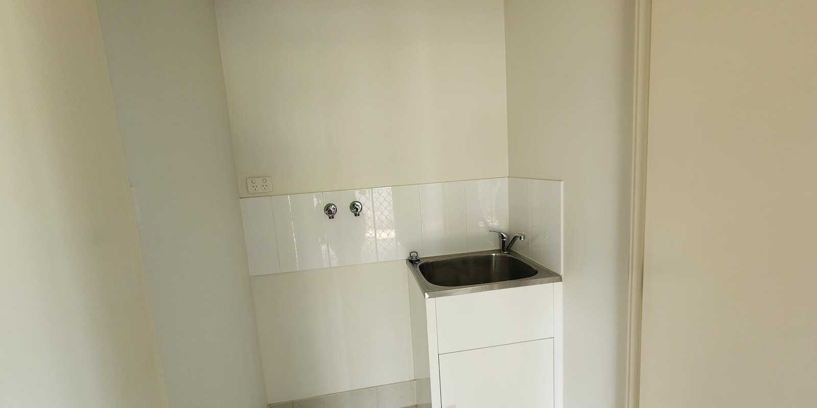 2/61 Reibelt Drive Caboolture