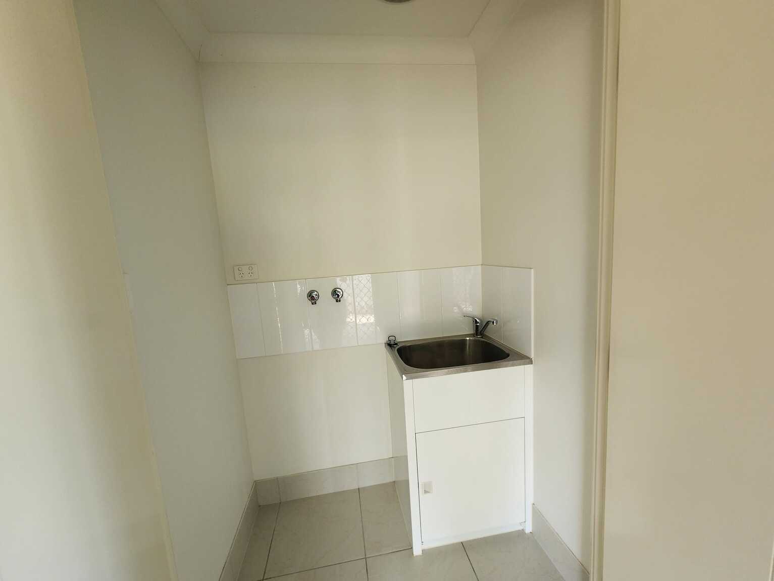 2/61 Reibelt Drive Caboolture