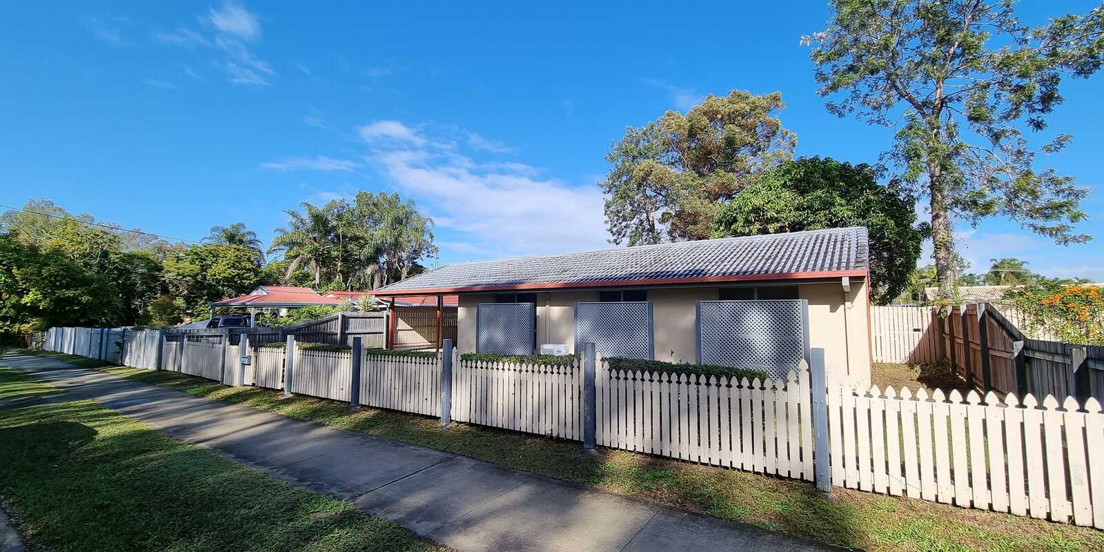 93 Old Bay Road Deception Bay