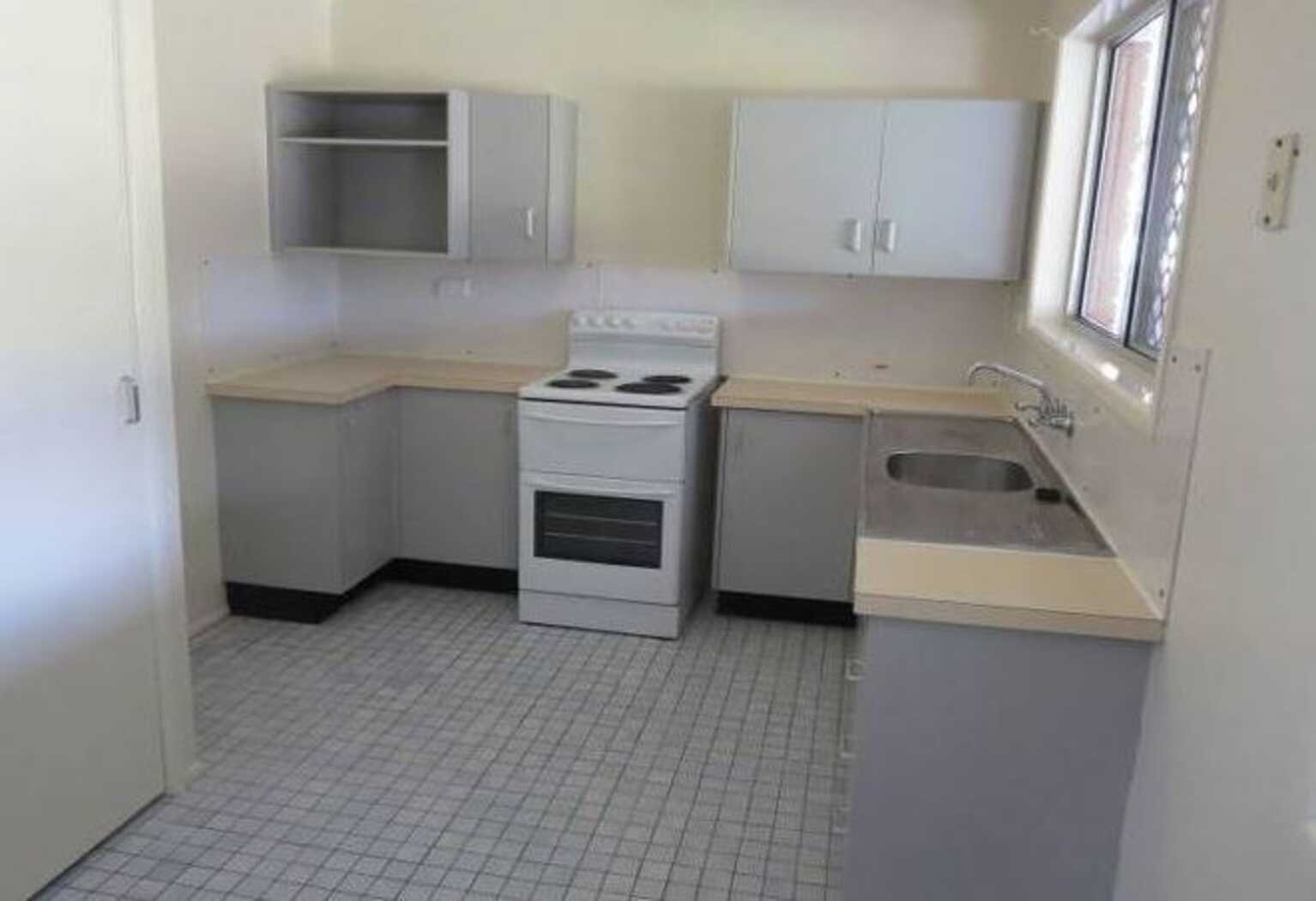 93 Old Bay Road Deception Bay