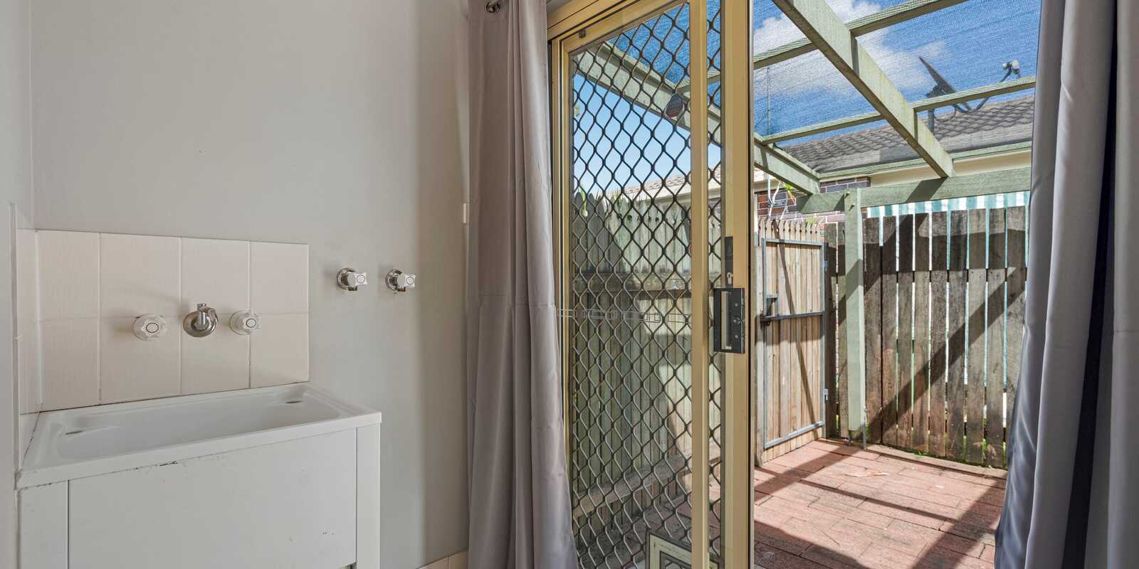 27/5-9 Grant Road Morayfield