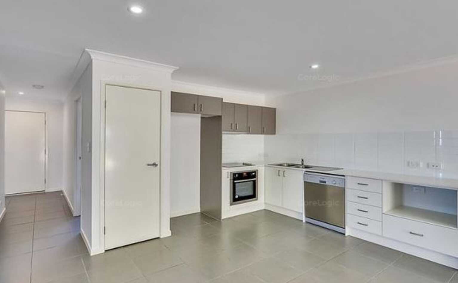 1/33 Acqua Street Burpengary