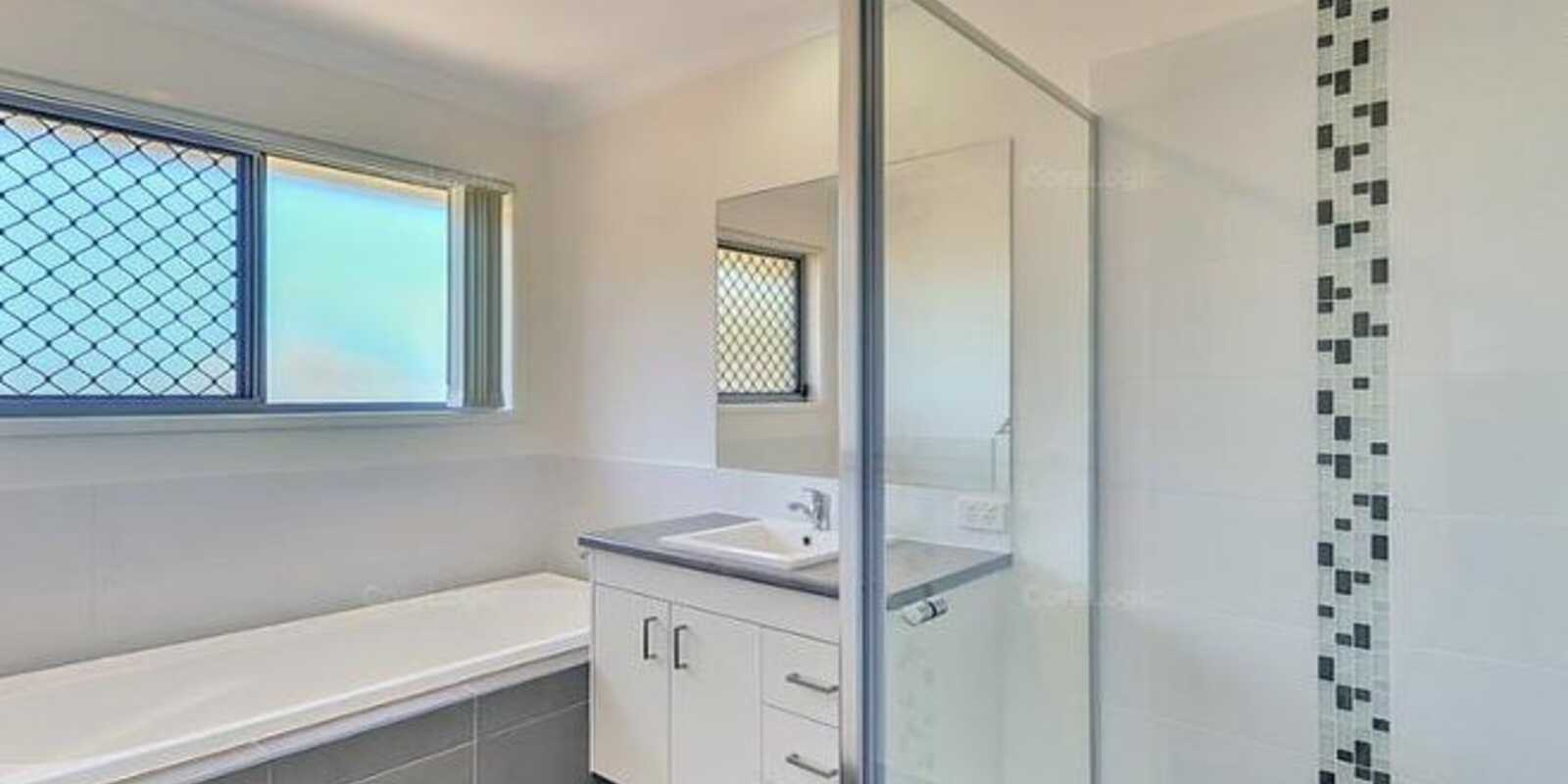 1/33 Acqua Street Burpengary