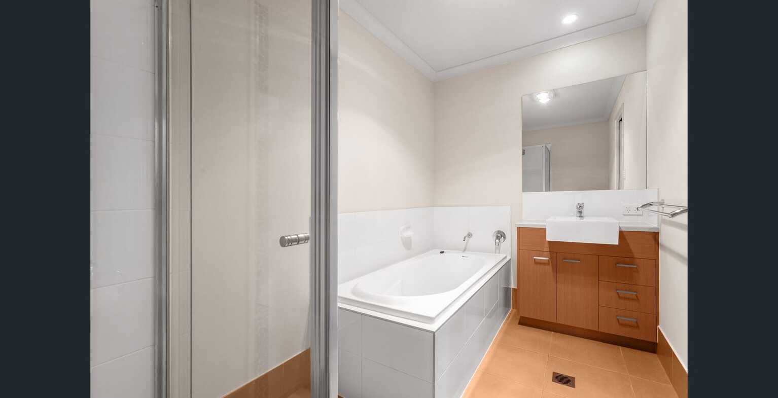 1/25 Lyndon Way Bellmere