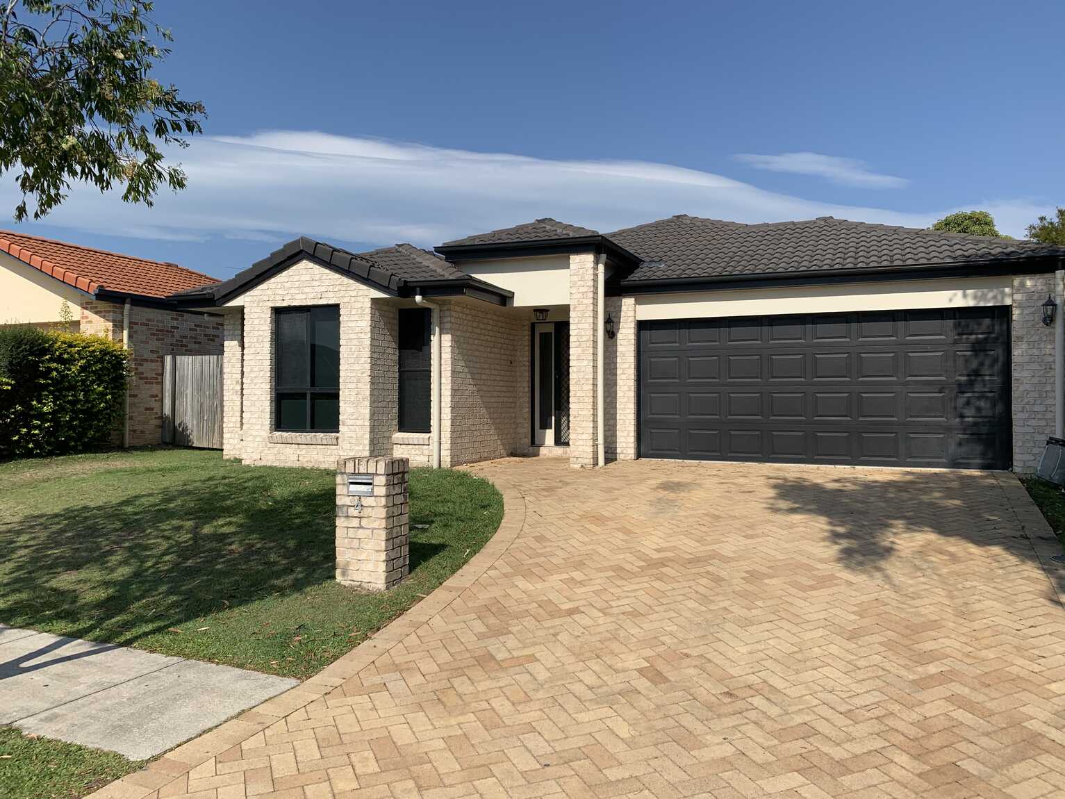 4 Corrimal Place Sandstone Point