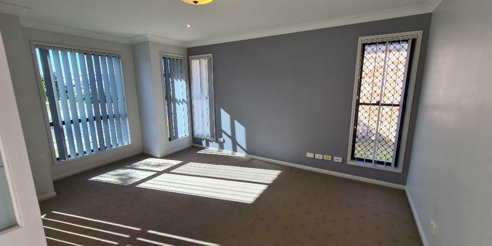 4 Corrimal Place Sandstone Point