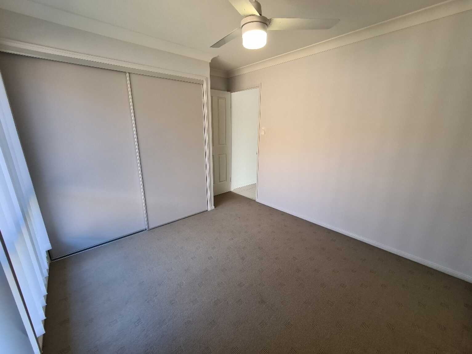 4 Corrimal Place Sandstone Point