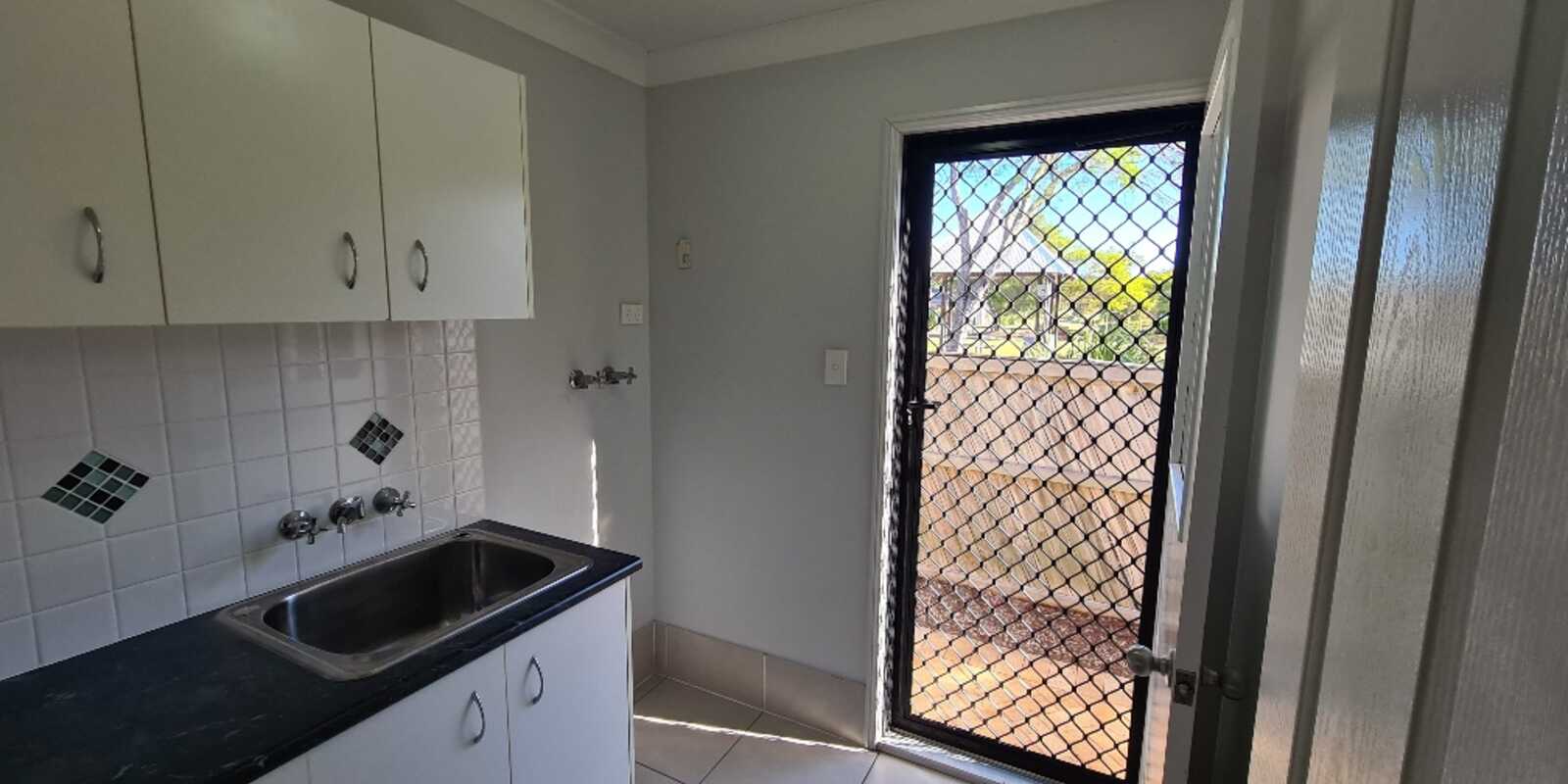 4 Corrimal Place Sandstone Point
