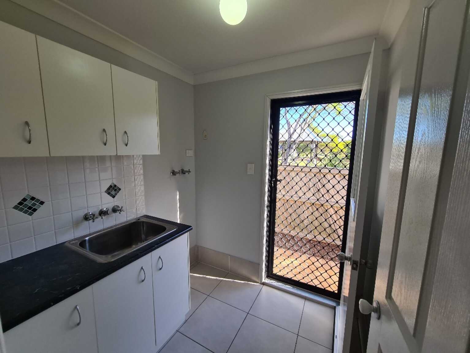 4 Corrimal Place Sandstone Point