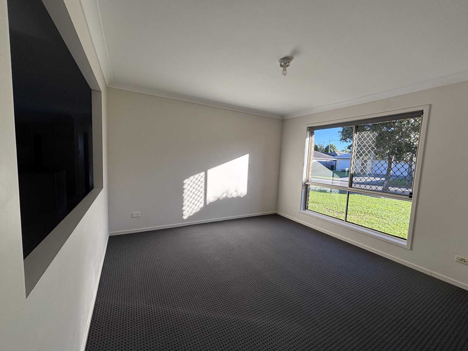 10 Piccadilly Street Bellmere