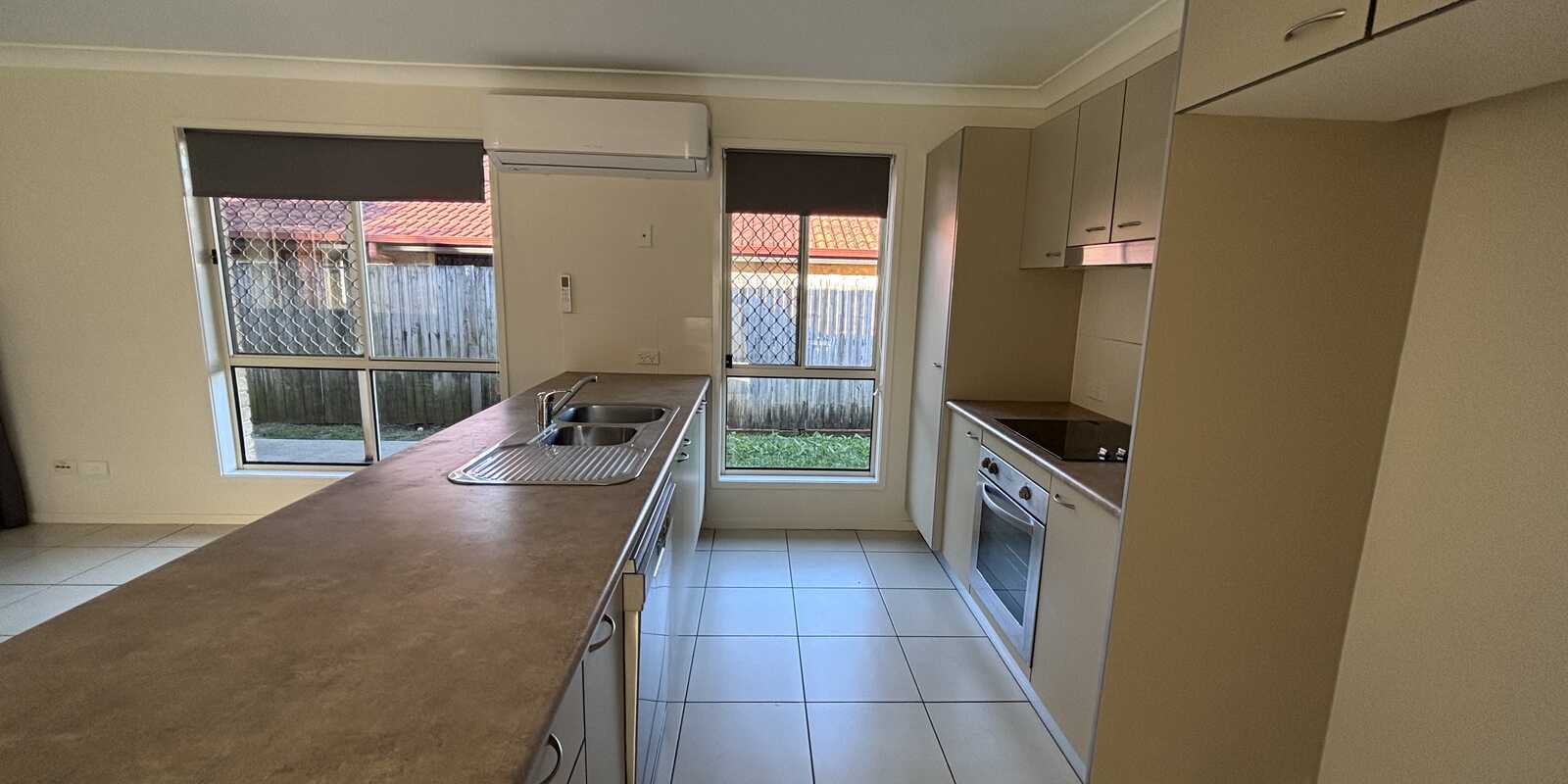 10 Piccadilly Street Bellmere