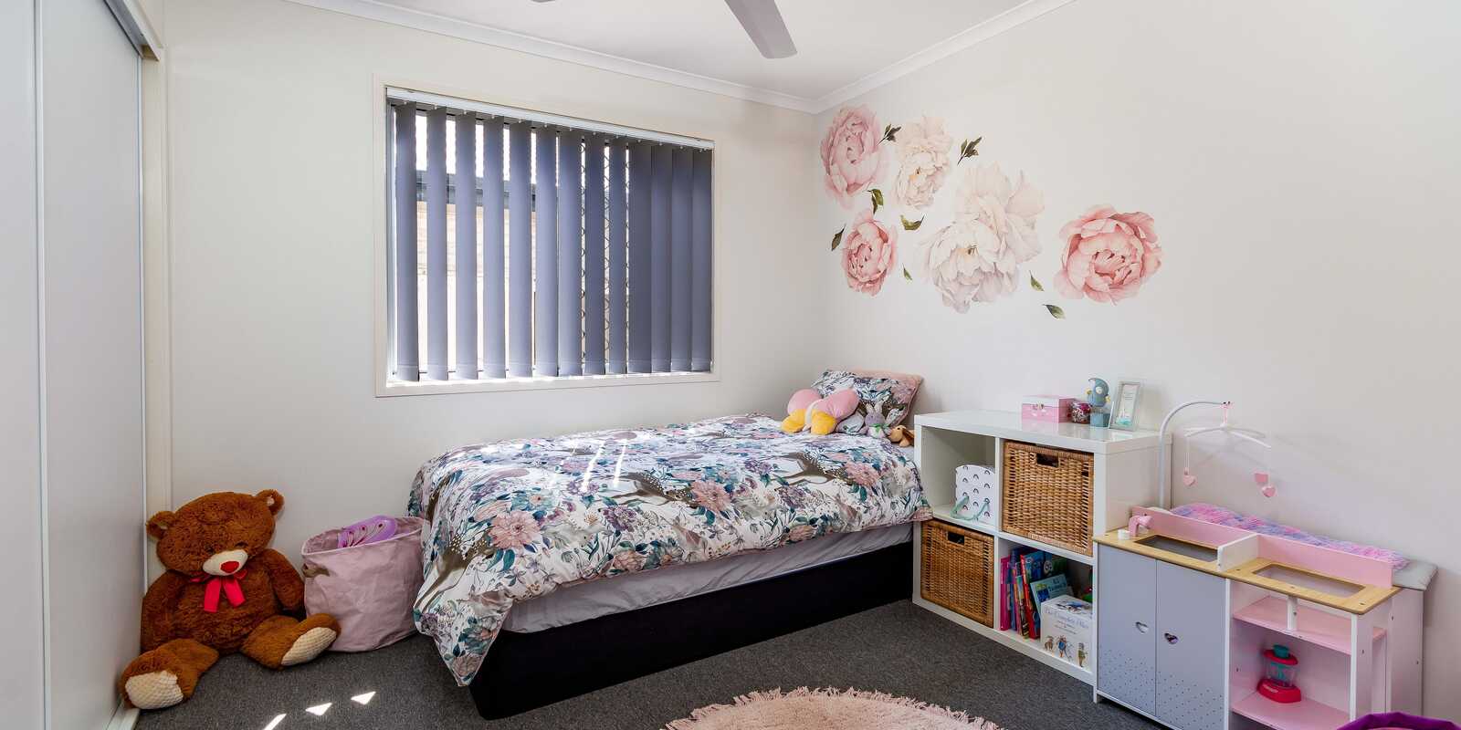 82 Bluestar Circuit Caboolture