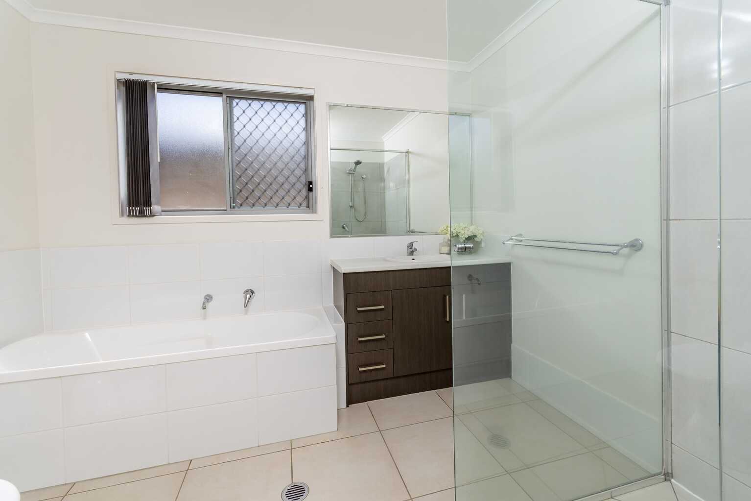 82 Bluestar Circuit Caboolture