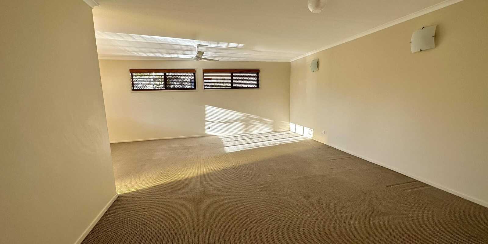 11 Ulmarra Crescent Strathpine
