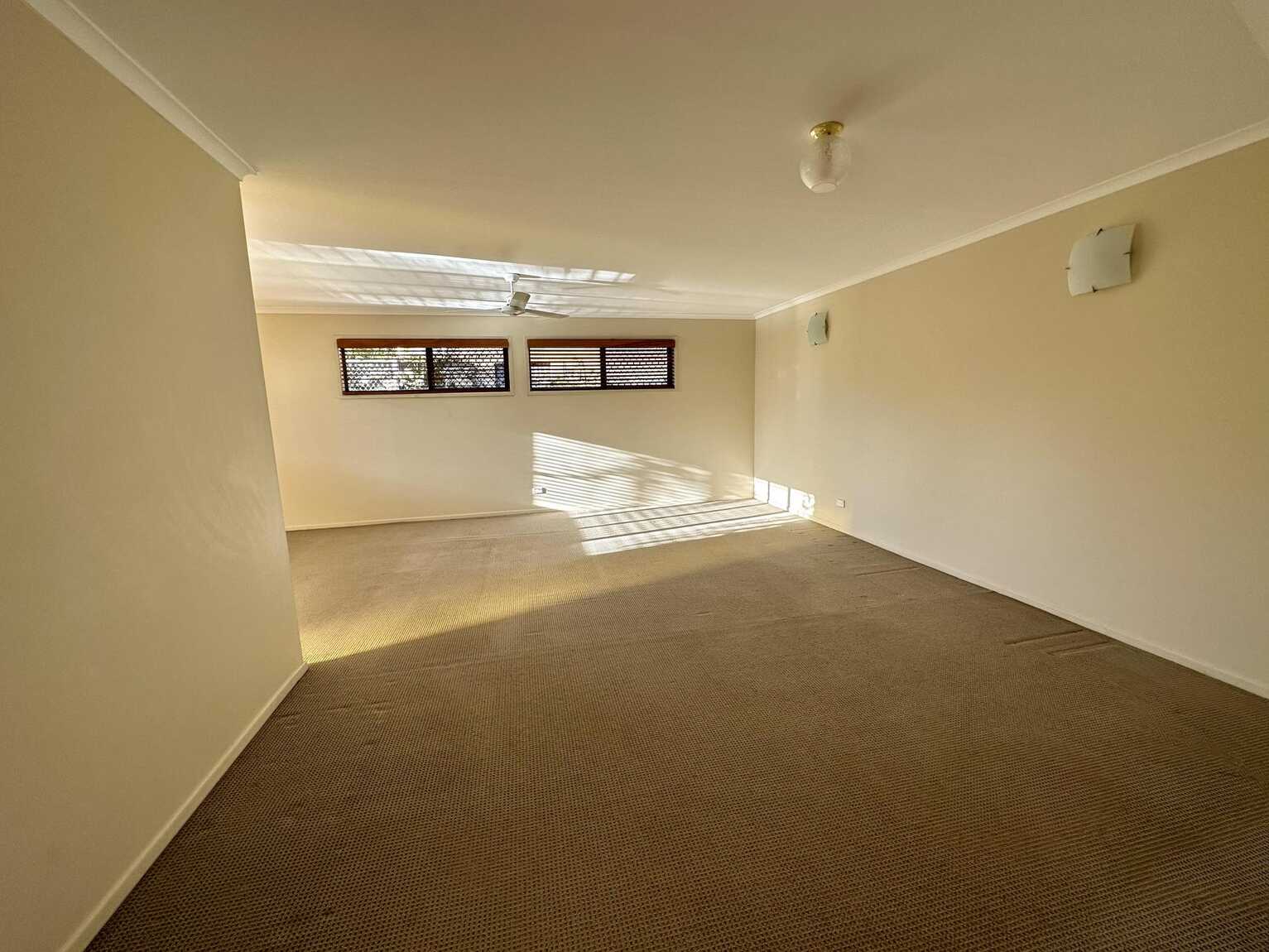 11 Ulmarra Crescent Strathpine