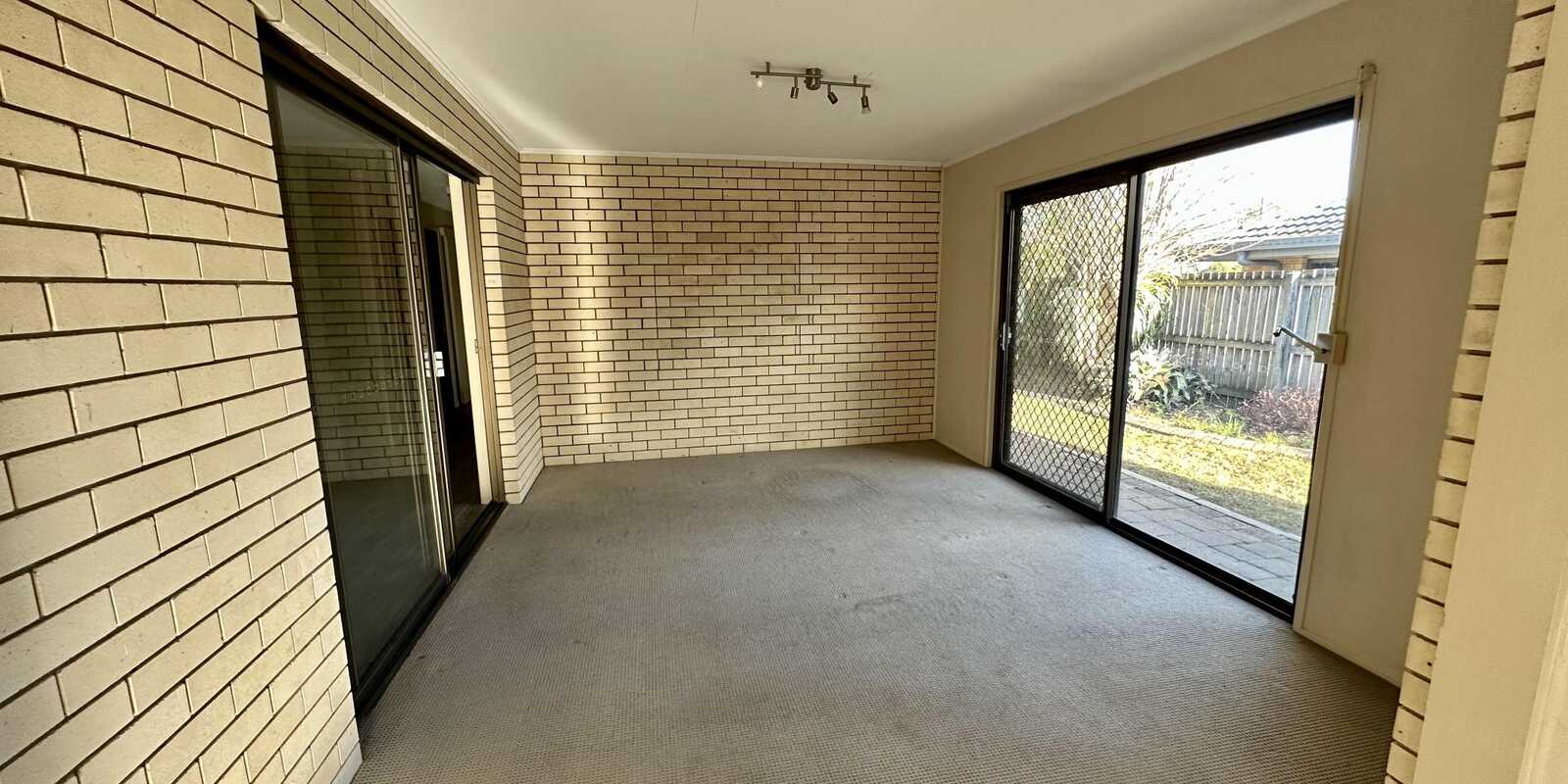 11 Ulmarra Crescent Strathpine