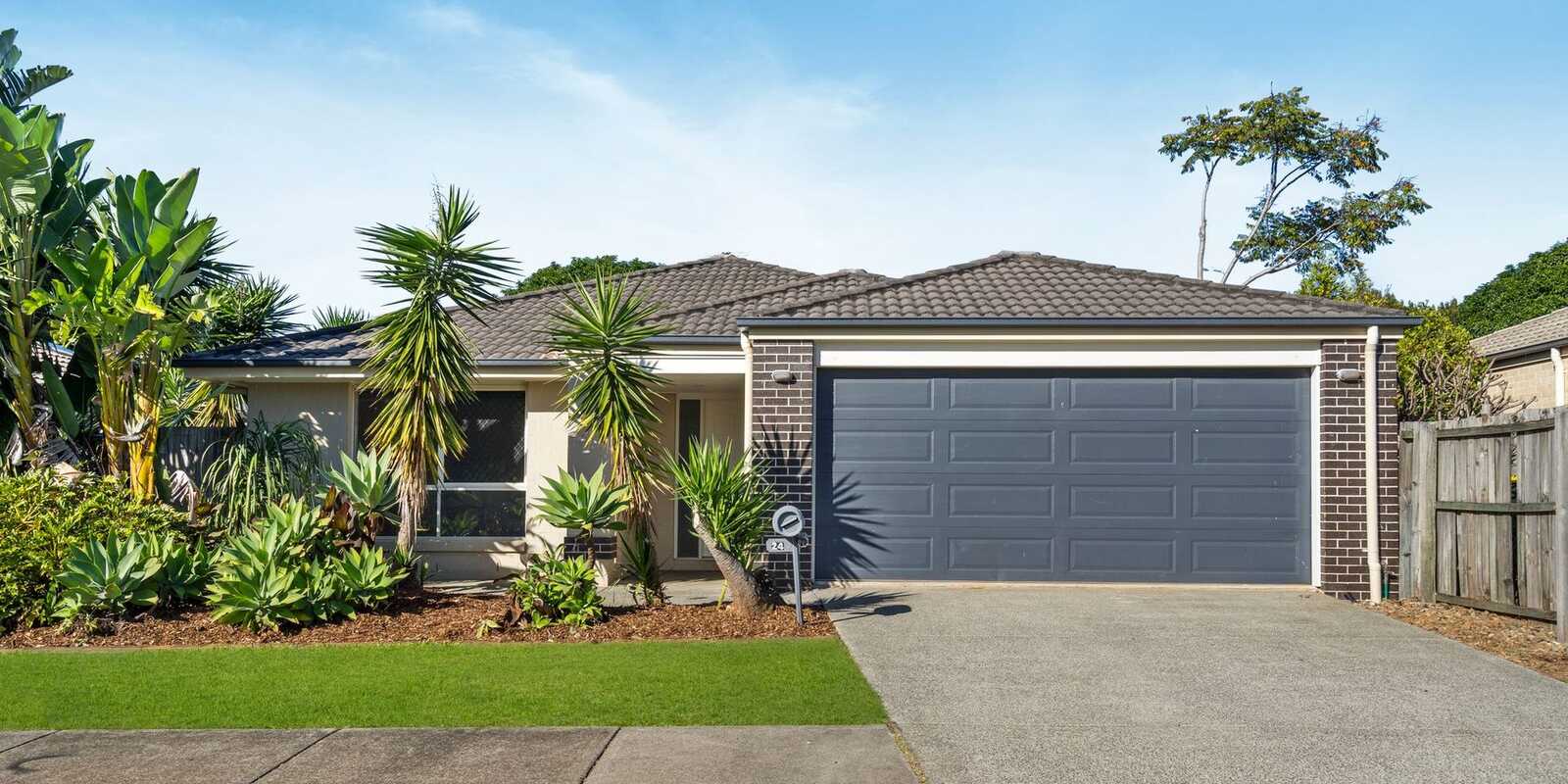 24 Piccadilly Street Bellmere