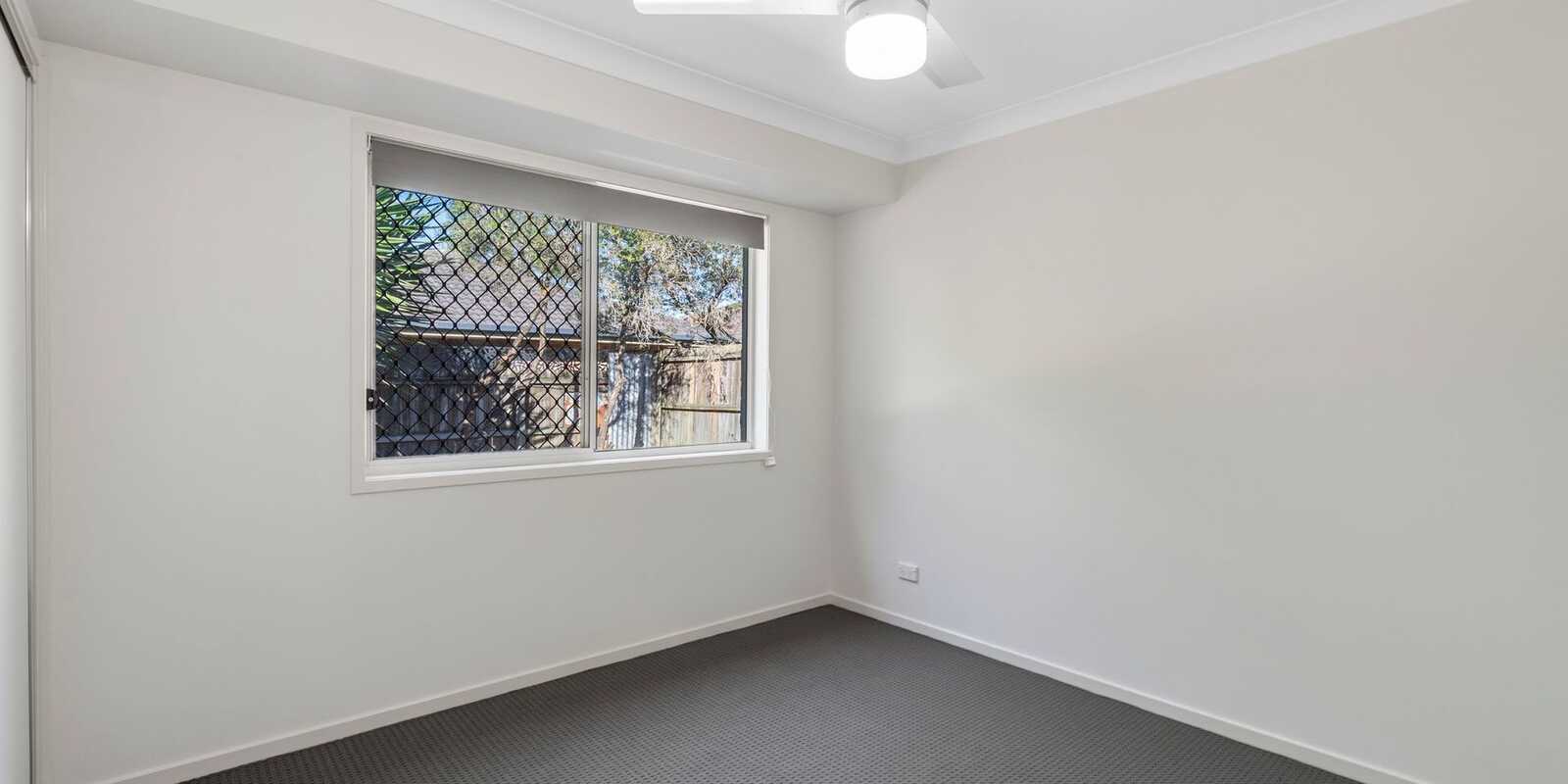 24 Piccadilly Street Bellmere