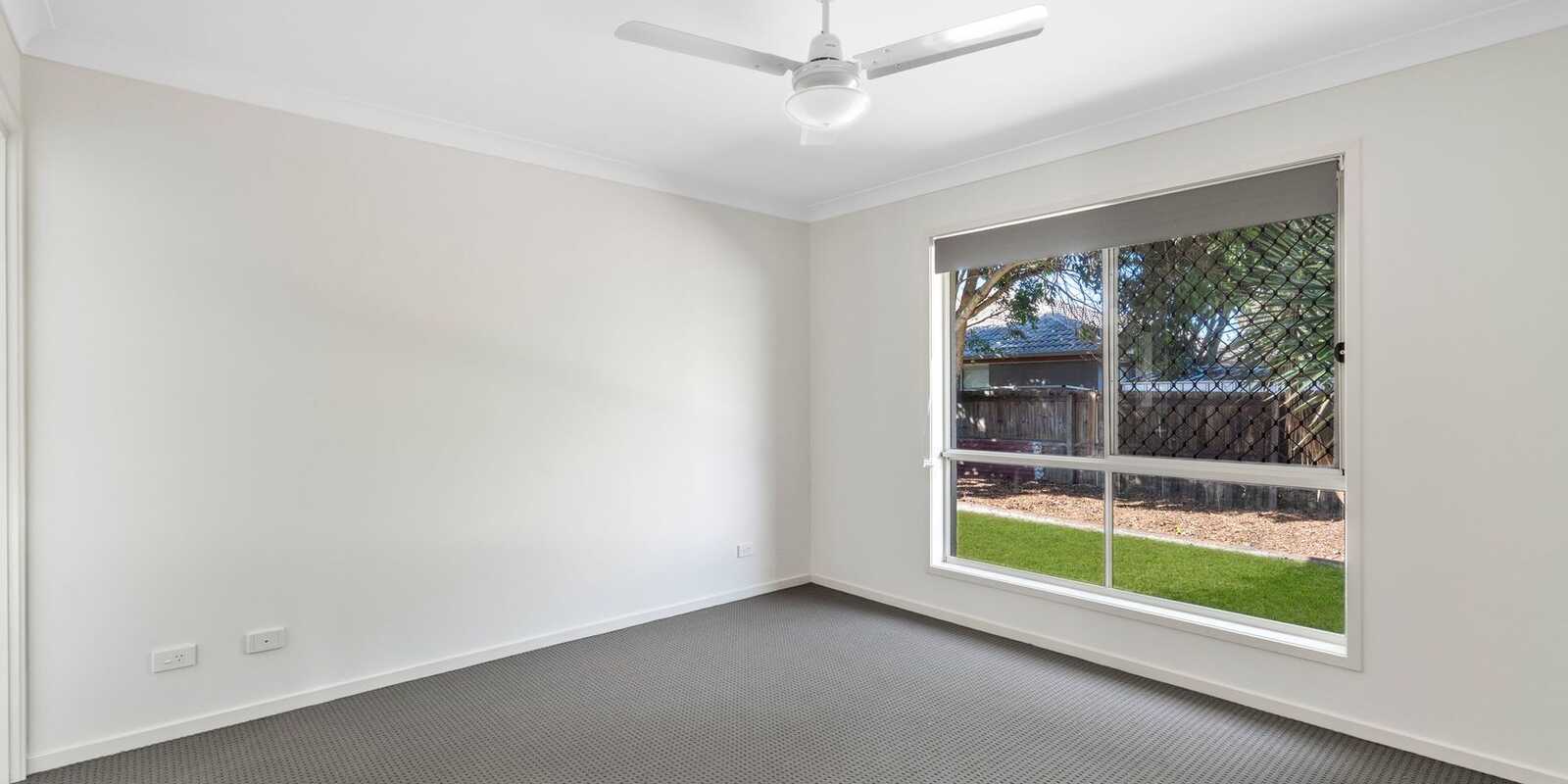 24 Piccadilly Street Bellmere