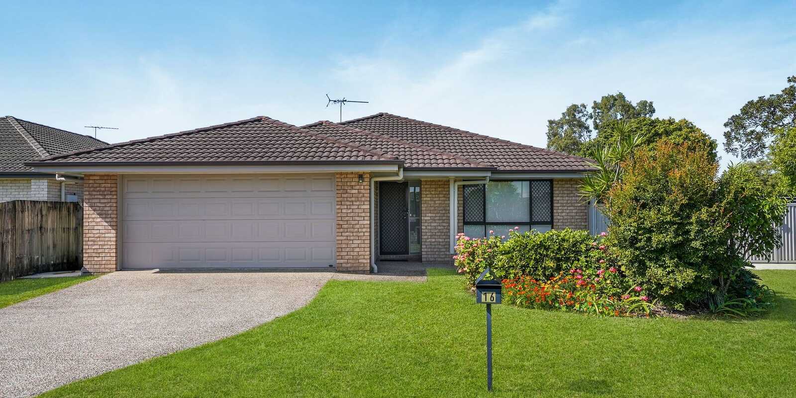 16 Lotus Avenue Bellmere 16 Lotus Avenue Bellmere