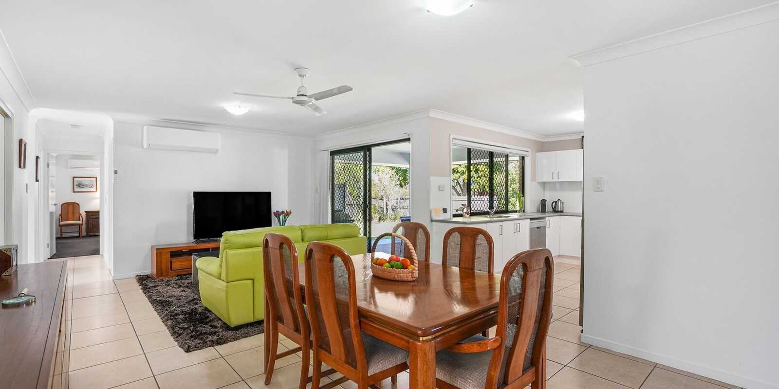 16 Lotus Avenue Bellmere