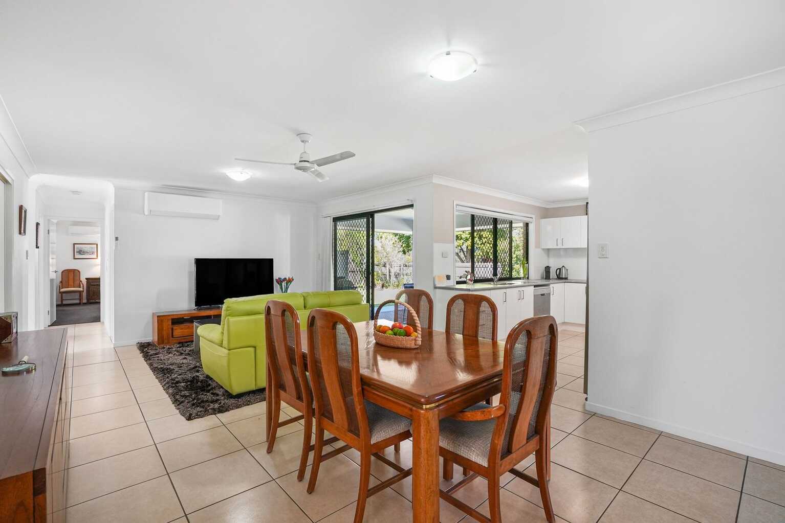 16 Lotus Avenue Bellmere