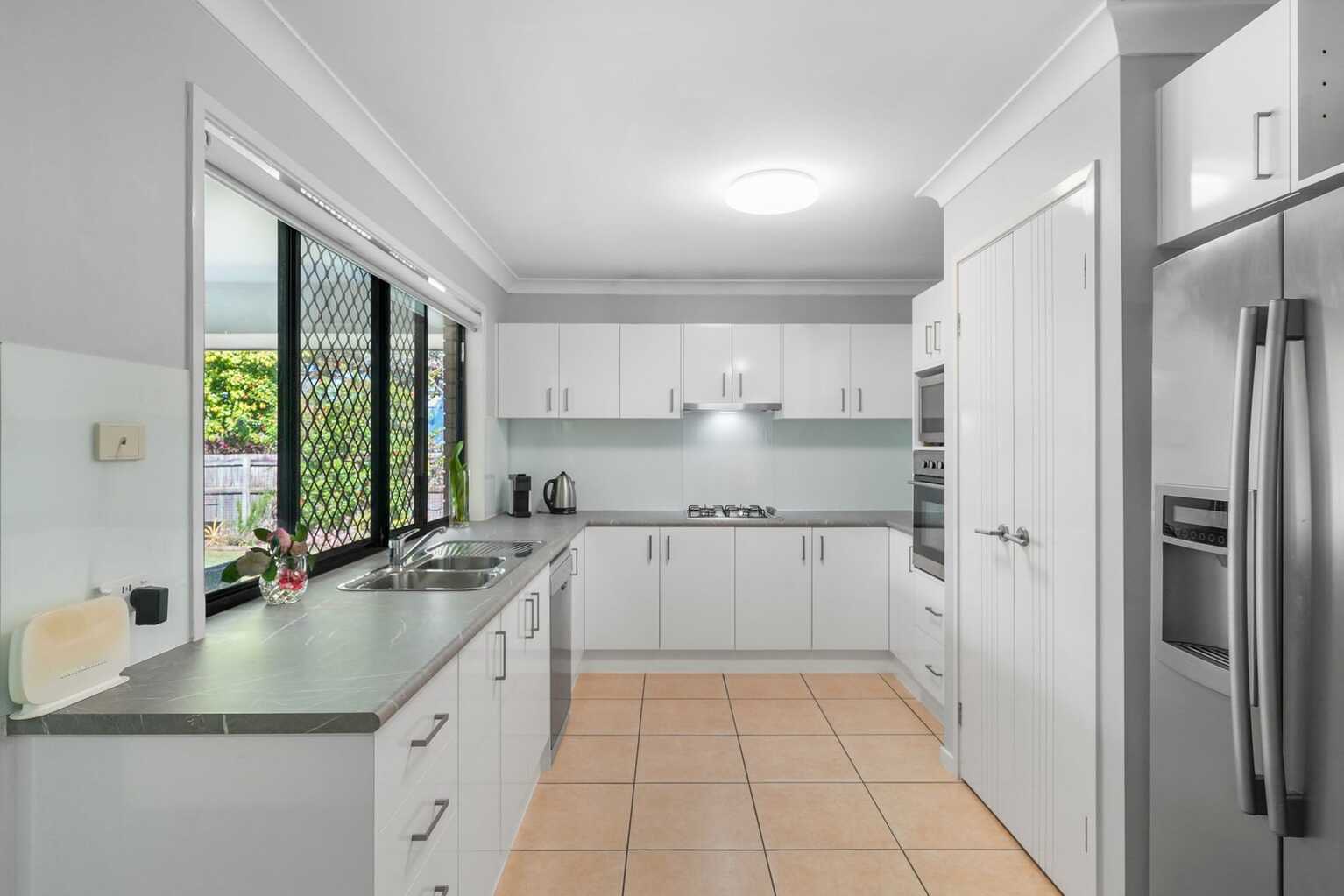 16 Lotus Avenue Bellmere