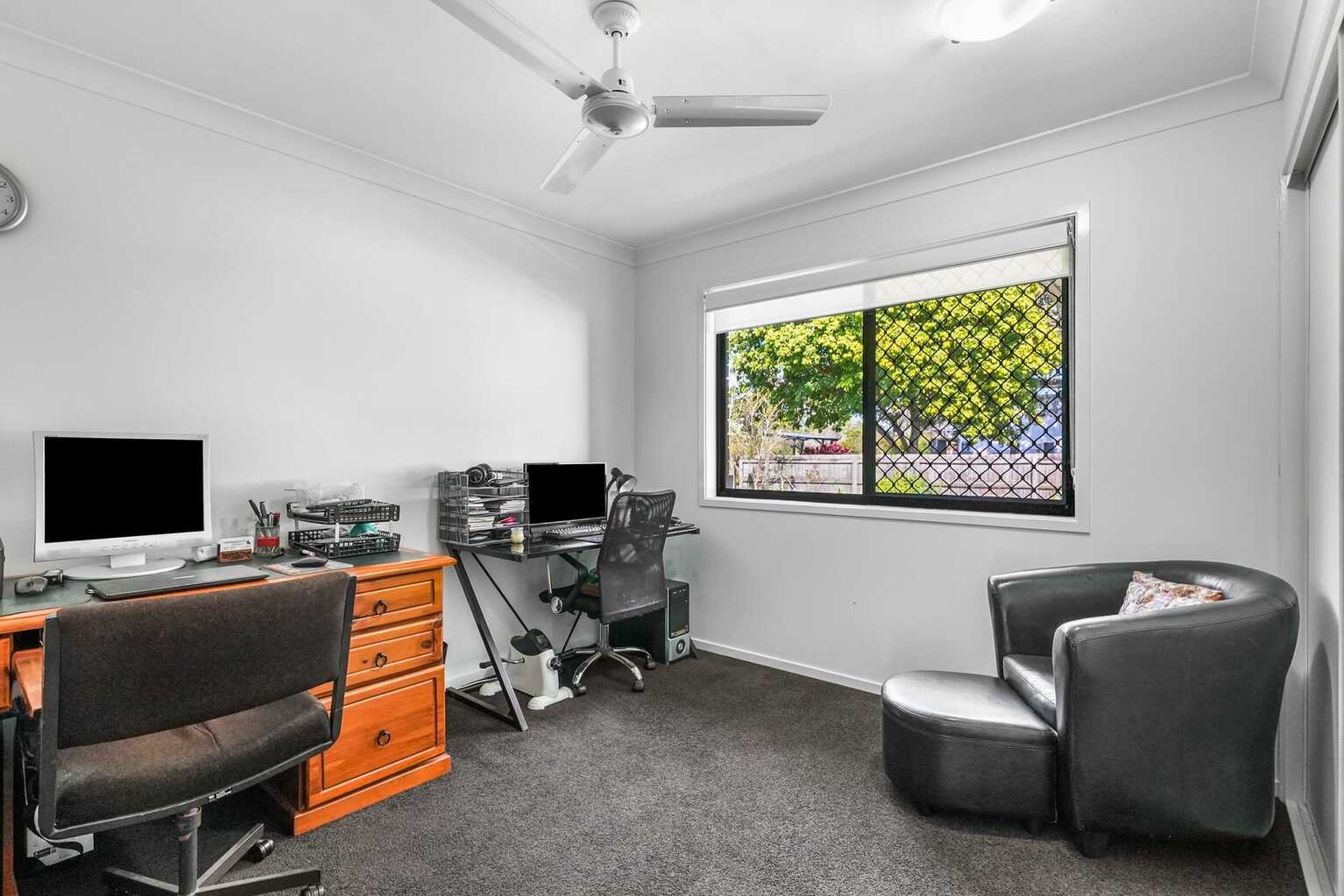 16 Lotus Avenue Bellmere