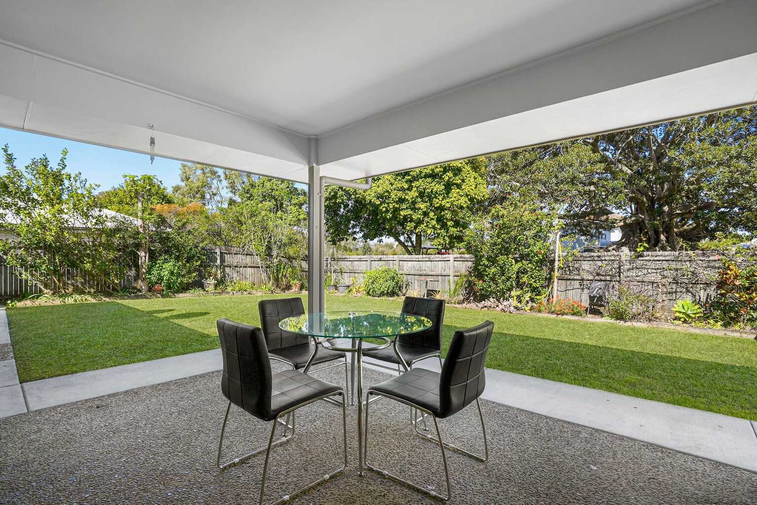 16 Lotus Avenue Bellmere