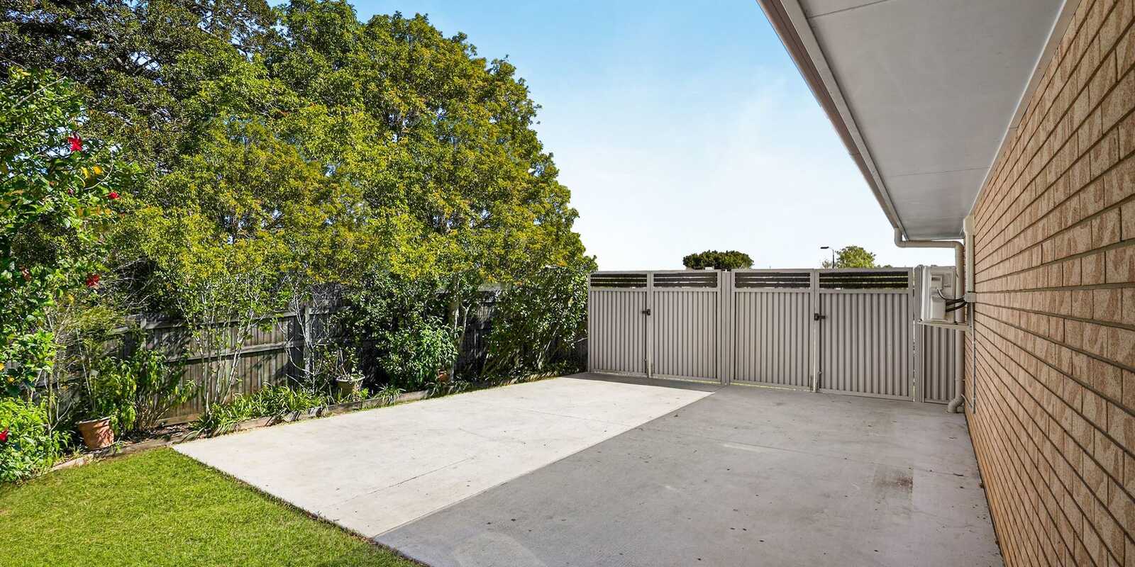 16 Lotus Avenue Bellmere