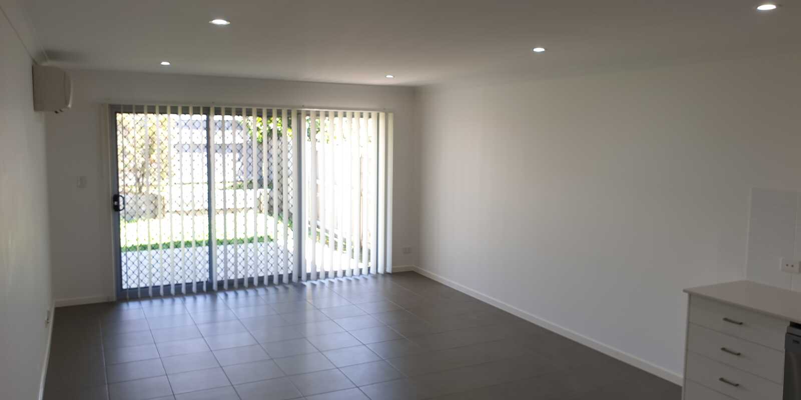 1/6 Coach Road West Morayfield 1/6 Coach Road West Morayfield
