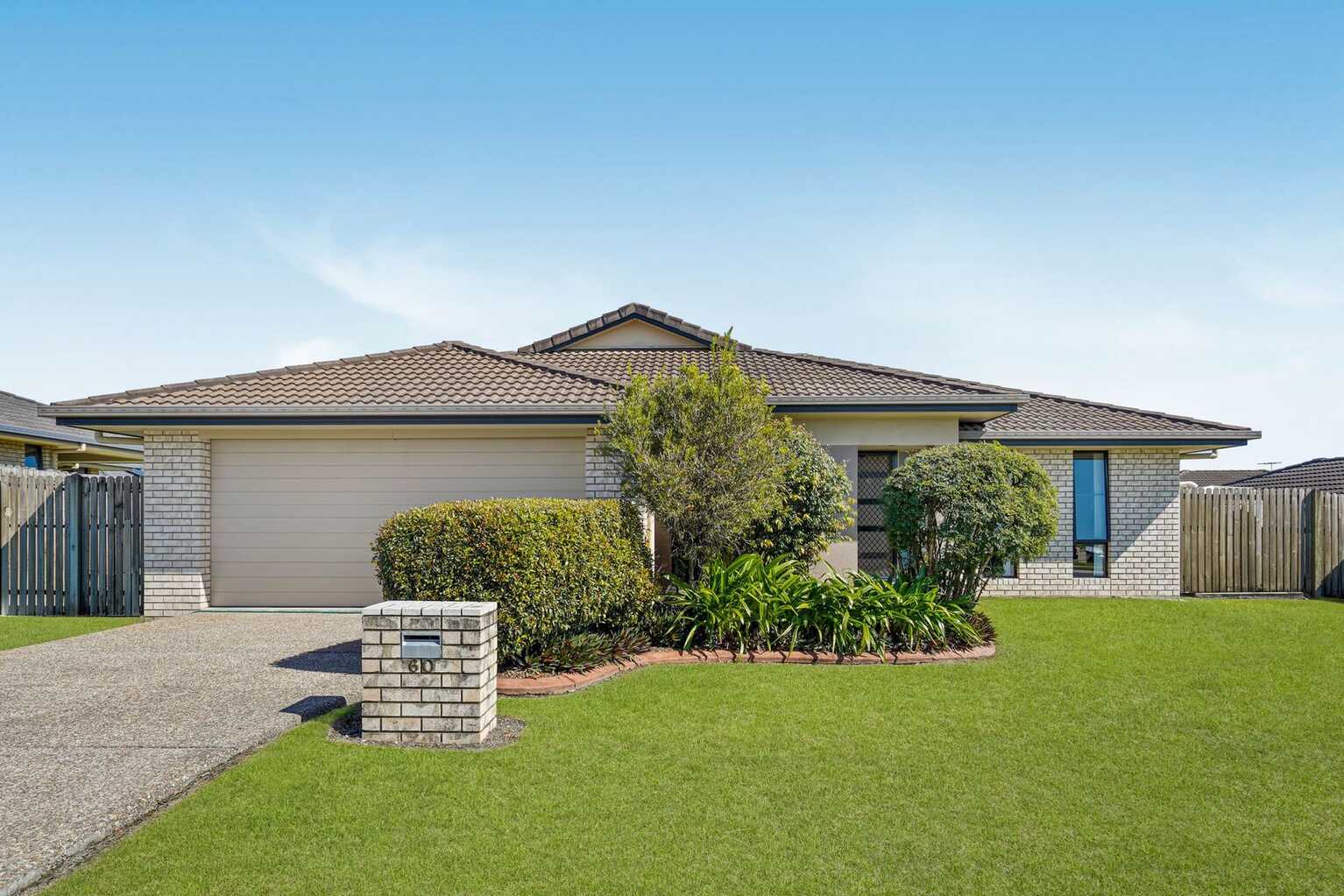60 Coach Road West Morayfield