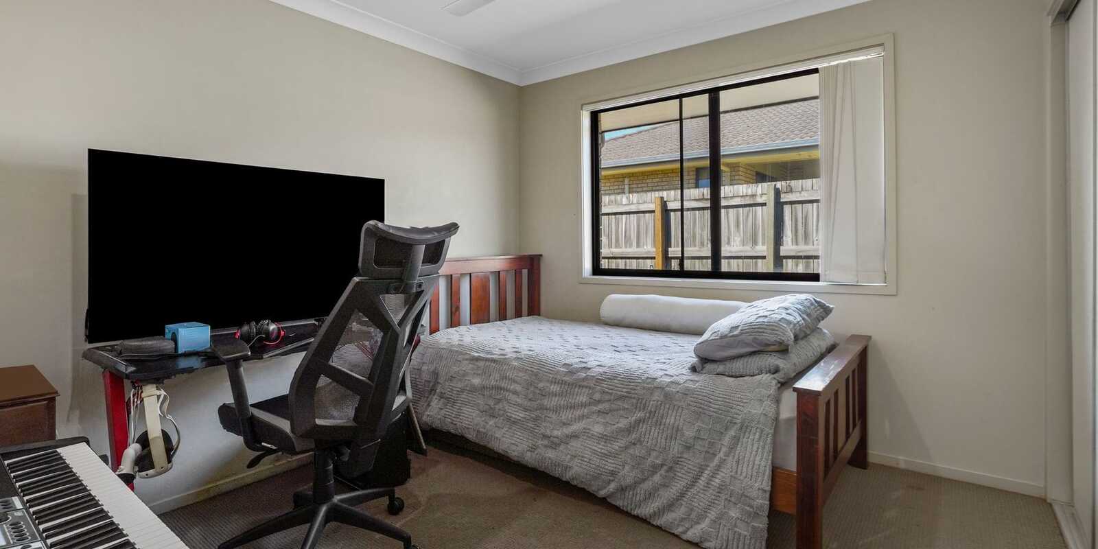 60 Coach Road West Morayfield